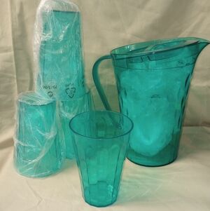 NEW Tupperware Prisims Aqua Pitcher and Tumbler Set